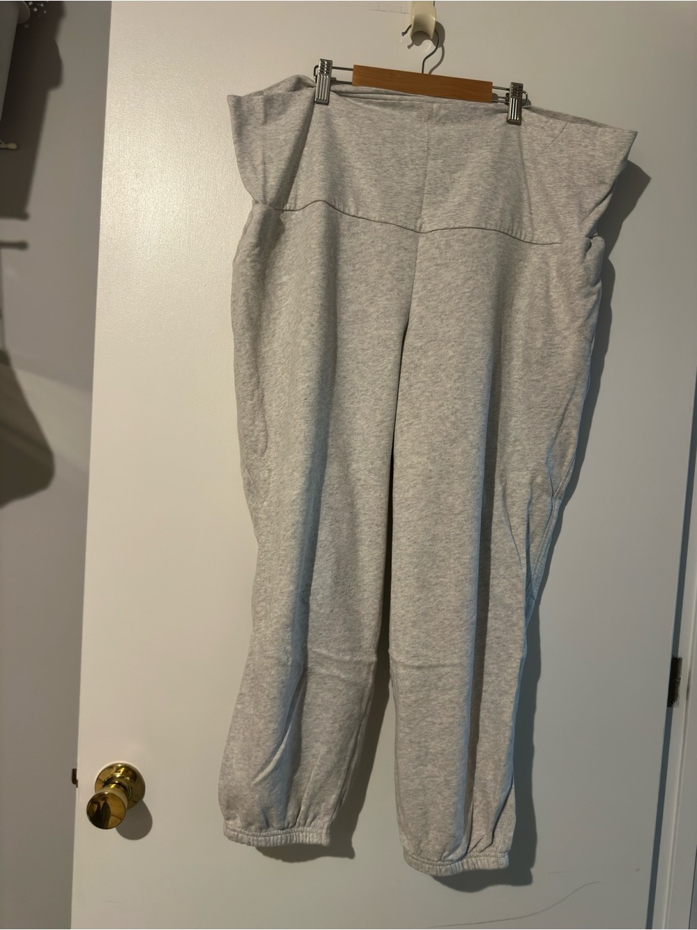 Old Navy Light Gray Women's Jogger Sweatpants